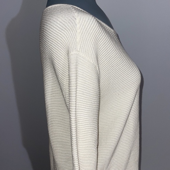 Aritzia Wilfred Free Ribbed Sweater - Picture 5 of 11